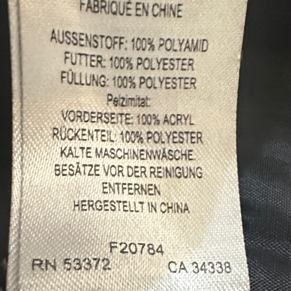 French Connection Black Asymmetric Puffer Faux Fur Trim Quilted Warm Coat Size M - Picture 16 of 16